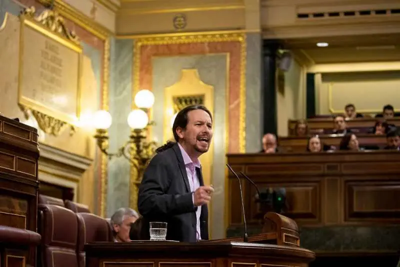 Испански вицепремиер напуска предизборно правителството 