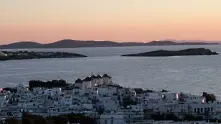 Гърция ваксинира приоритетно малките острови, за да подсигури туризма там