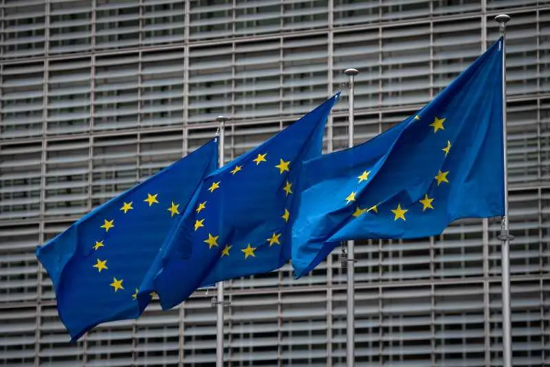 Сметната палата на ЕС предупреди за риск от измами с евросредствата за борба с COVID-19