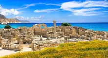 Кипър отваря за туристи от десетки държави