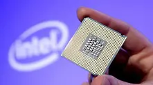 Intel потвърди, кризата с чиповете може да продължи години