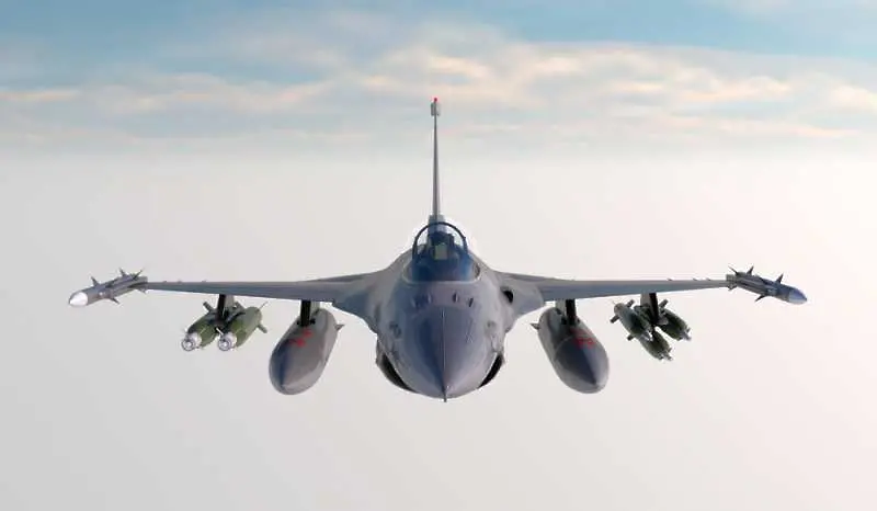 В САЩ са започнали производството на F-16 за България