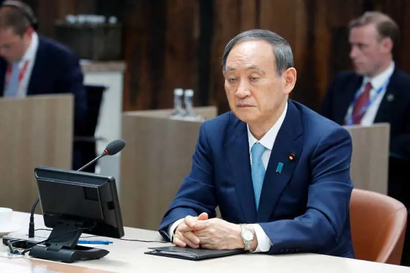 Японският премиер оцеля при вот на недоверие