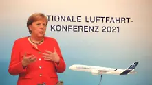Меркел: Авиотранспортът трябва бързо да премине към възобновяема енергия
