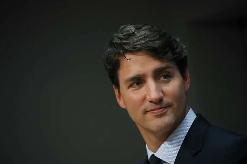 Премиерът на Канада иска извинение от папа Франциск