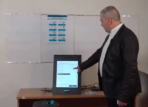Първо машинно гласуване – местен вот в Благоевград днес