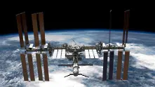 Български ученици ще разговарят с астронавти в МКС