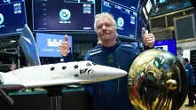 Брансън: Не се състезавам с Безос с полета до Космоса