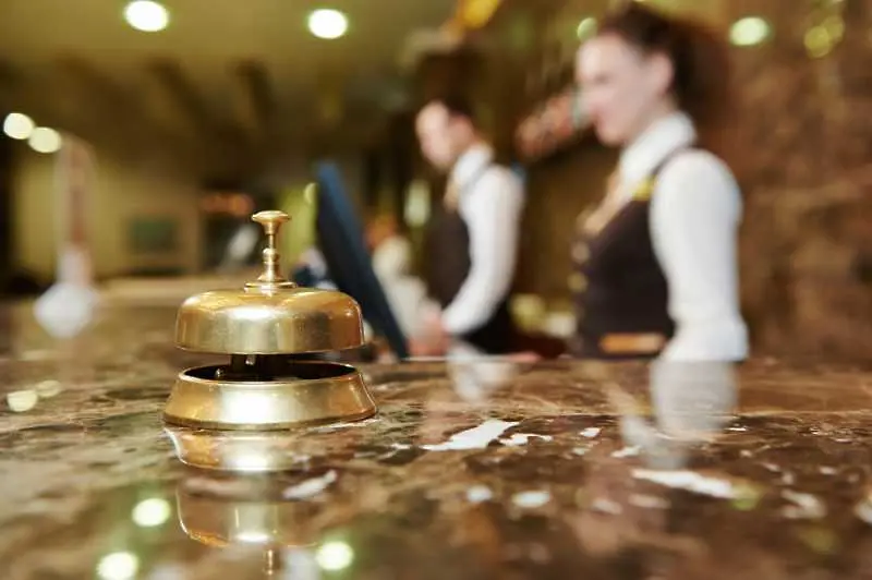 Европа запазва намаленото ДДС за хотели и ресторанти като антикризисна мярка