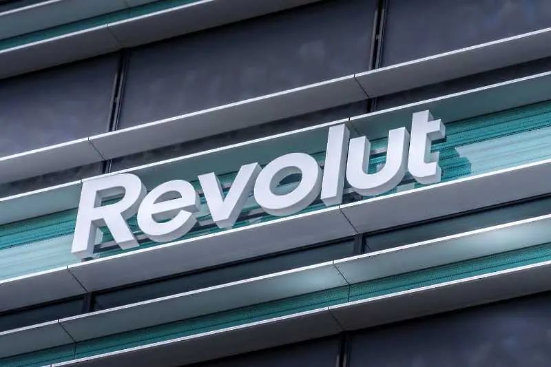 Revolut събра 800 млн. долара в нов финансов рунд