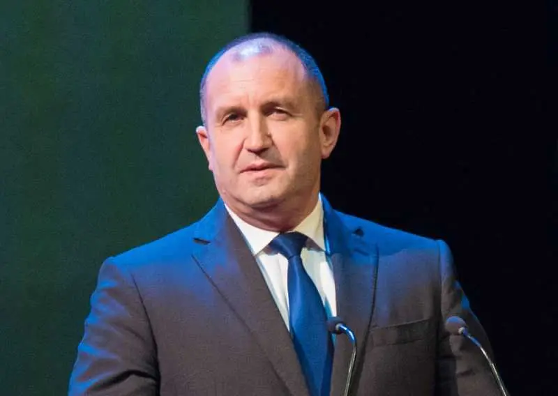 Президентът Румен Радев призова българите масово да гласуват на парламентарните избори