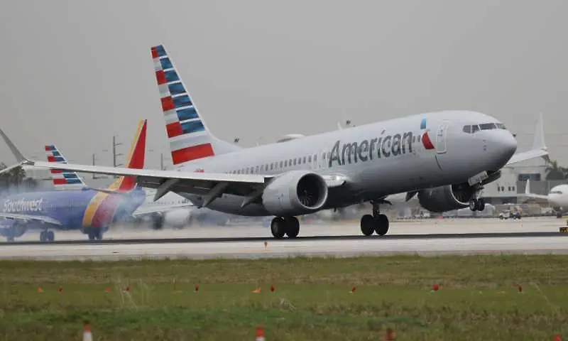 American Airlines ще наложи допълнителни спирки за някои полети поради липса на гориво