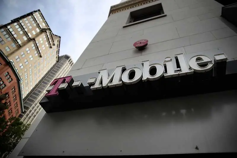 Хакери откраднаха данни на 7.8 млн. потребители на T-Mobile