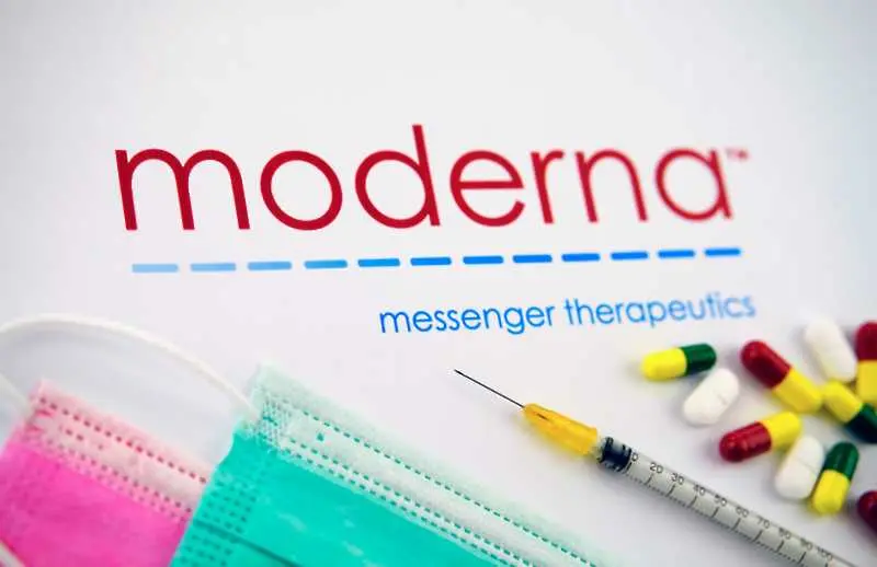 Ваксината на Moderna остава 93% ефикасна 6 месеца след втората доза