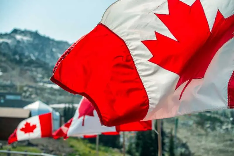 Канада ще приеме около 5000 афганистанци