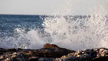 Времето: Хладно за началото на септември със силно вълнение по морето
