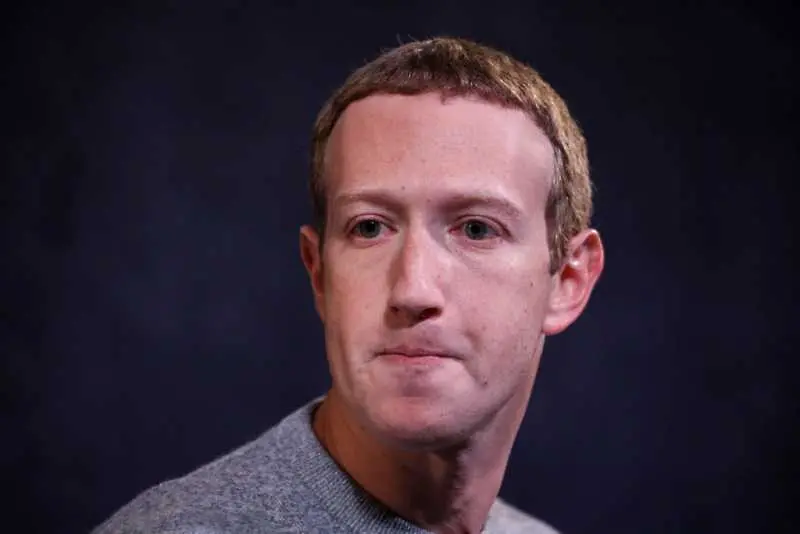 Зукърбърг се извини за срива на Facebook. Изгуби над 6 млрд. долара за броени часове