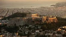 Гърция обяви с колко ще субсидира сметките за ток на домакинствата 
