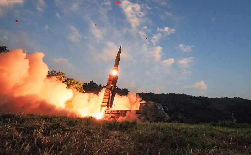 Северна Корея за първи път изстреля балистични ракети от влак