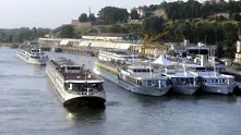 22 кораба са блокирани край  Белене    