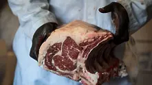 Китай забрани вноса на телешко от Великобритания заради „луда крава“