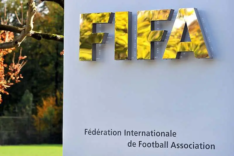 ФИФА преговаря с Катар да смекчи изискванията за ваксинирани на Мондиала