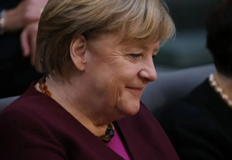 Меркел на последна официална визита: Оставам политик, но предавам отговорността 