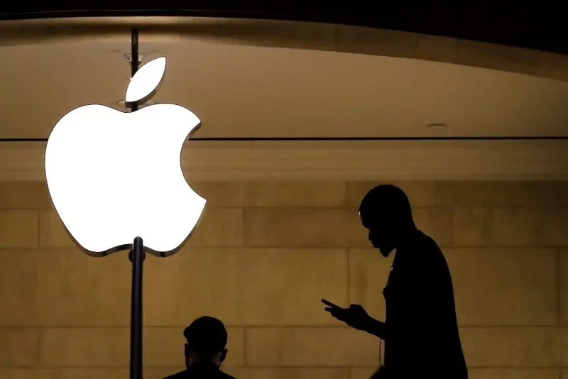 Apple съди израелската фирма зад шпионския софтуер „Пегас