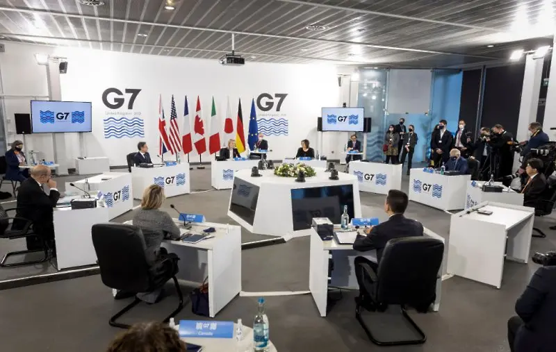 Външните министри от Г-7 преговарят в Ливърпул