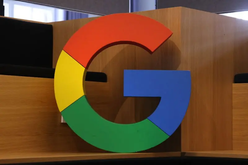 Google се договаря с германски издатели за авторски права