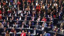 Германските социалдемократи приеха новата коалиция