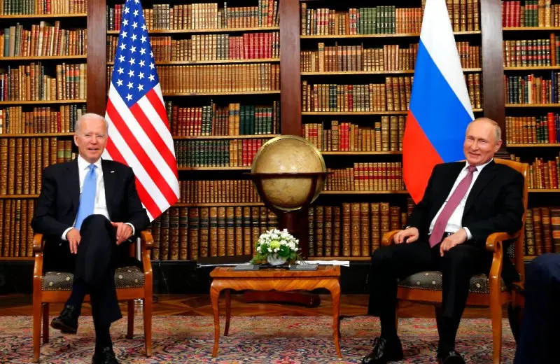 В 50-минутен разговор Байдън и Путин си размениха предупреждения
