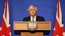 Борис Джонсън: Великобритания е изправена пред приливна вълна от Омикрон