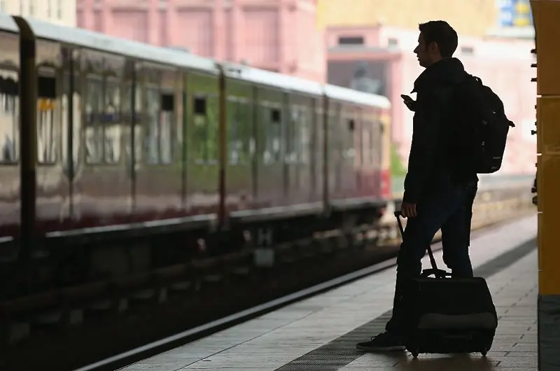 БДЖ осигурява близо 11 хил. допълнителни места във влаковете за празниците