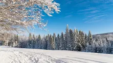 Времето: Слънчево, но студено