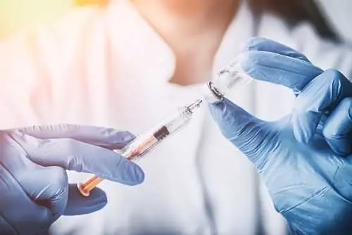 Италия налага задължителна ваксинация за хората над 50 години
