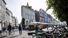 Дания се връща към „старото нормално“. Австрия въвежда задължителна ваксинация