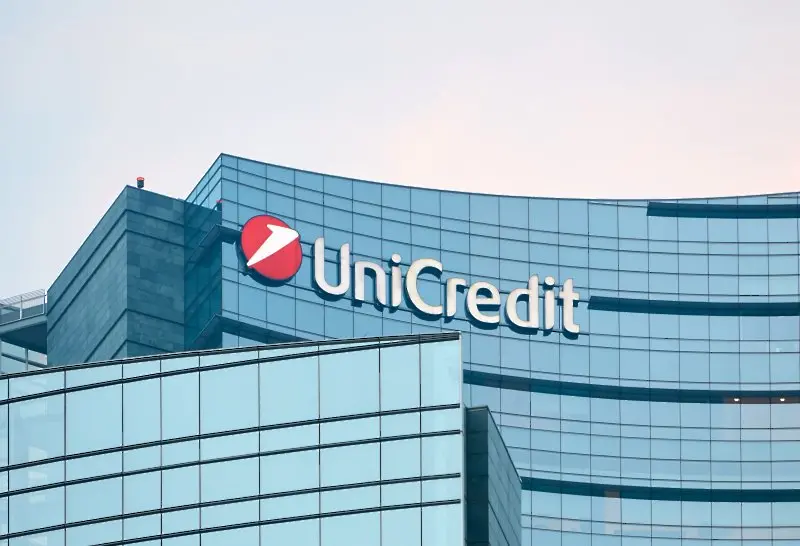 UniCredit се отказа от придобиване на руска банка заради Украйна
