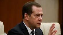Медведев приветства европейците в свят, в който плащат по 2000 евро за кубичен метър газ