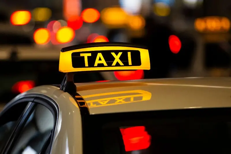 Държавата ще поеме част от патентния данък на таксиметровите шофьори