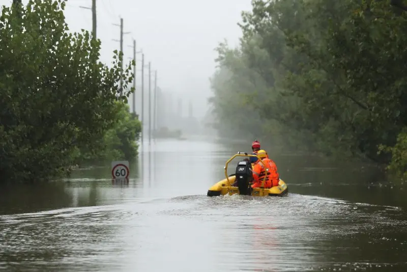 Тежки наводнения в Австралия отнеха живота на 13 души