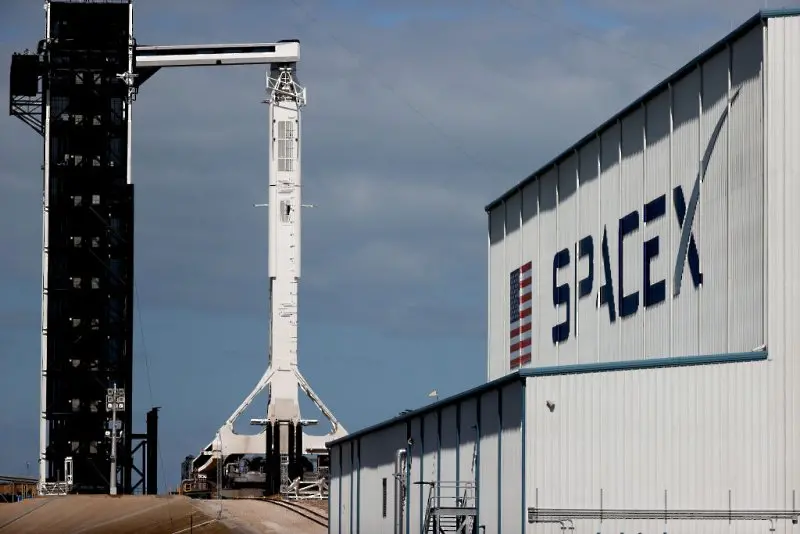SpaceX изстреля ракета-носител с 47 спътника от системата Starlink