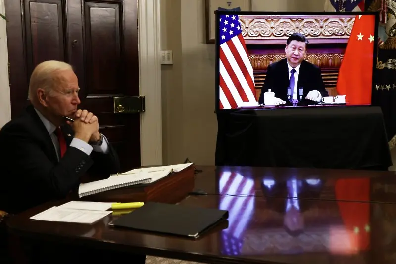 Джо Байдън и Си Дзинпин ще разговарят за Украйна утре
