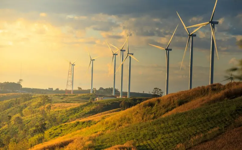 Албания започва работа по първия си офшорен проект за вятърна енергия
