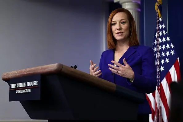 Говорителката на Белия дом води преговори за работа в телевизия