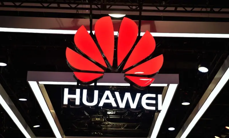 Huawei отчете първи годишен спад на приходите, но и силен ръст на печалбата