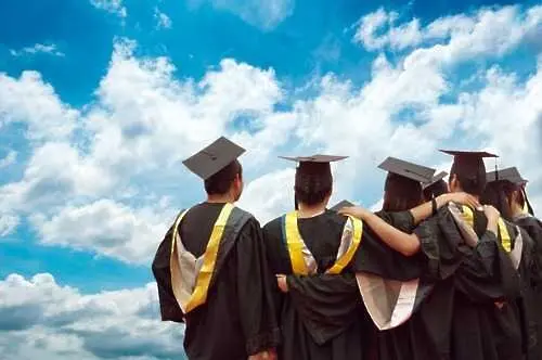 Кои са най-желаните държави от българските кандидат-студенти за университетска диплома