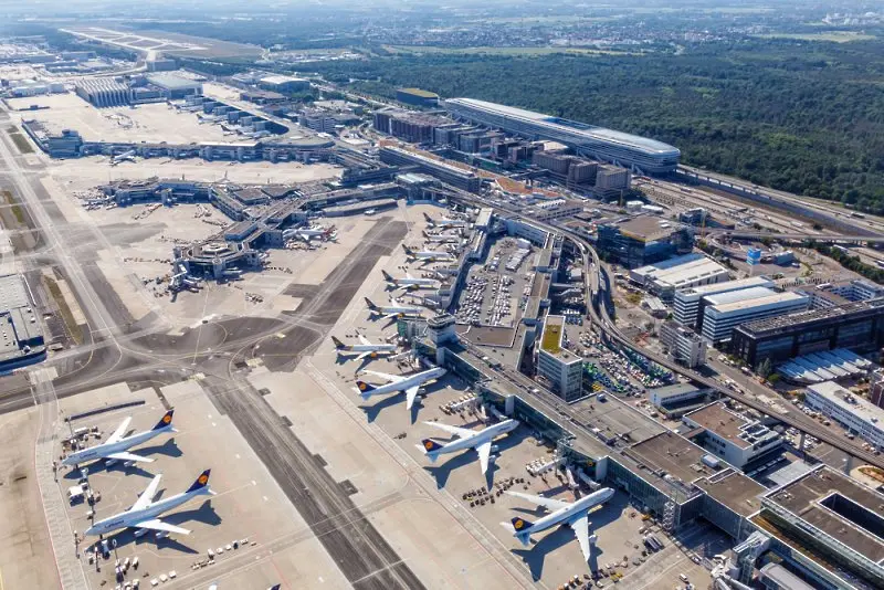 Стачка блокира осем големи германски летища утре