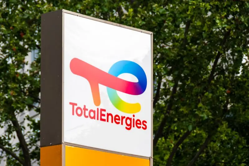 TotalEnergies ще спре да купува руски петрол до края на годината