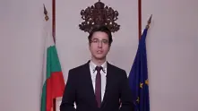 Първи коментар на министъра на културата след видеото от кабинета